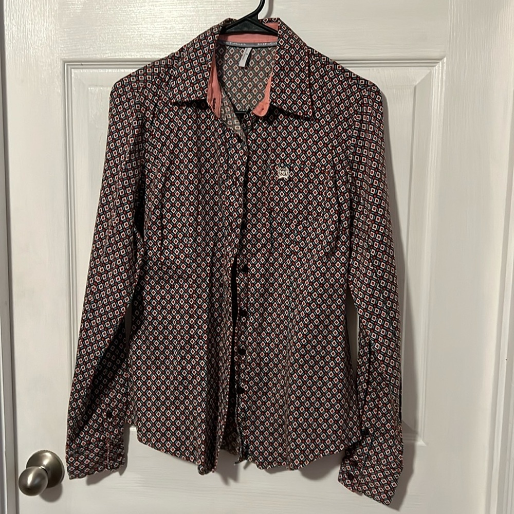 Women’s size small buttoned down shirt
